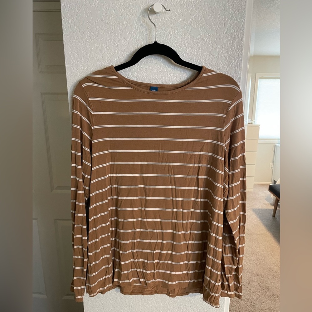 Old Navy perfect luxe top